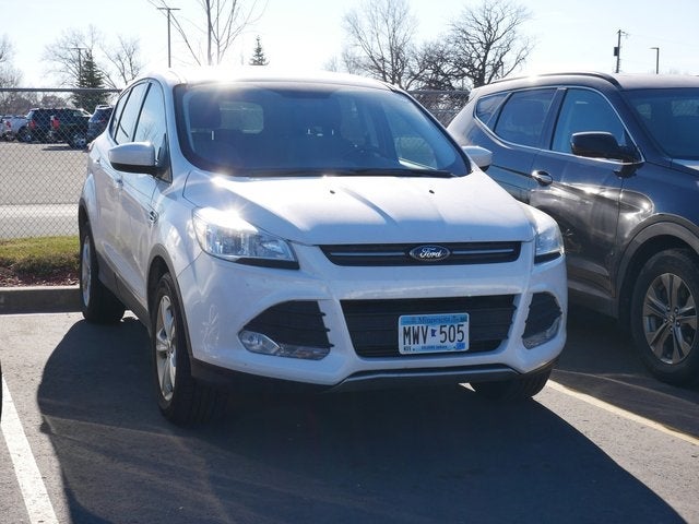 Used 2016 Ford Escape SE with VIN 1FMCU9G95GUB84750 for sale in Fridley, Minnesota
