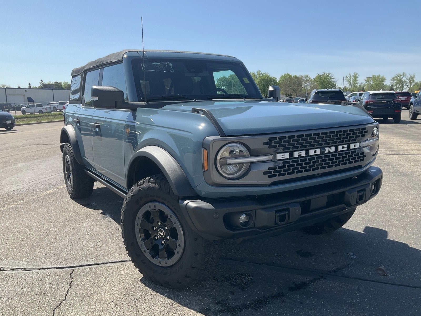 Used 2022 Ford Bronco 4-Door Badlands with VIN 1FMEE5DP9NLB58270 for sale in Fridley, Minnesota