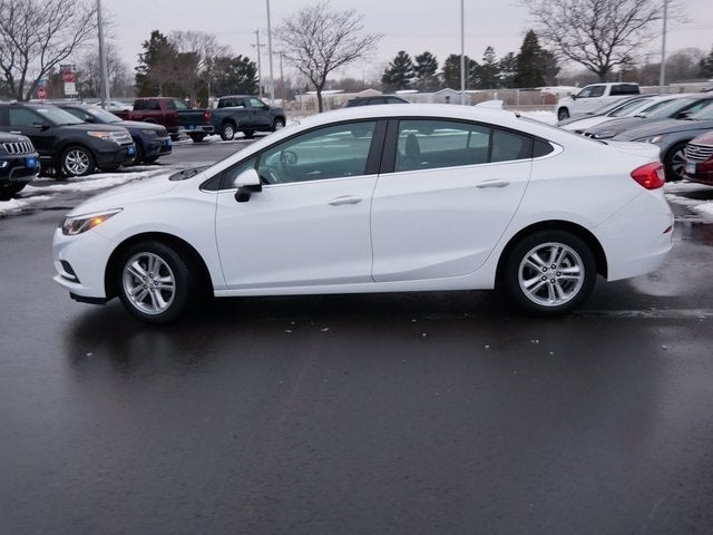 Used 2017 Chevrolet Cruze LT with VIN 1G1BE5SM1H7216913 for sale in Fridley, Minnesota