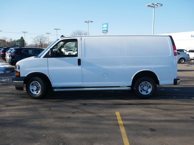 Used 2021 Chevrolet Express Cargo Work Van with VIN 1GCWGAF72M1149123 for sale in Fridley, Minnesota