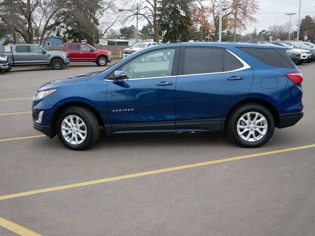 Used 2019 Chevrolet Equinox LT with VIN 2GNAXUEV6K6184082 for sale in Fridley, Minnesota