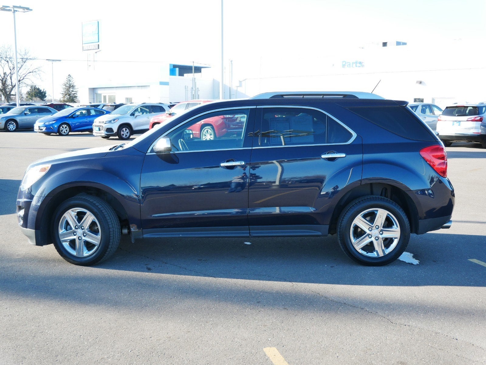 Used 2015 Chevrolet Equinox LTZ with VIN 2GNFLDE37F6149086 for sale in Fridley, Minnesota