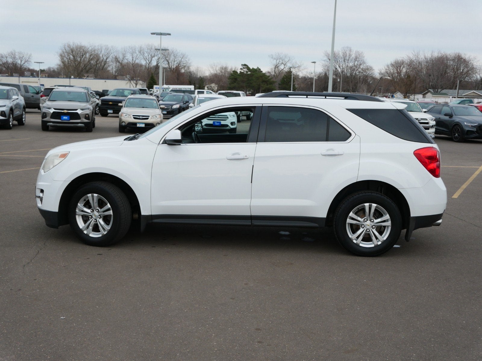 Used 2012 Chevrolet Equinox 2LT with VIN 2GNFLNE56C6336936 for sale in Fridley, Minnesota