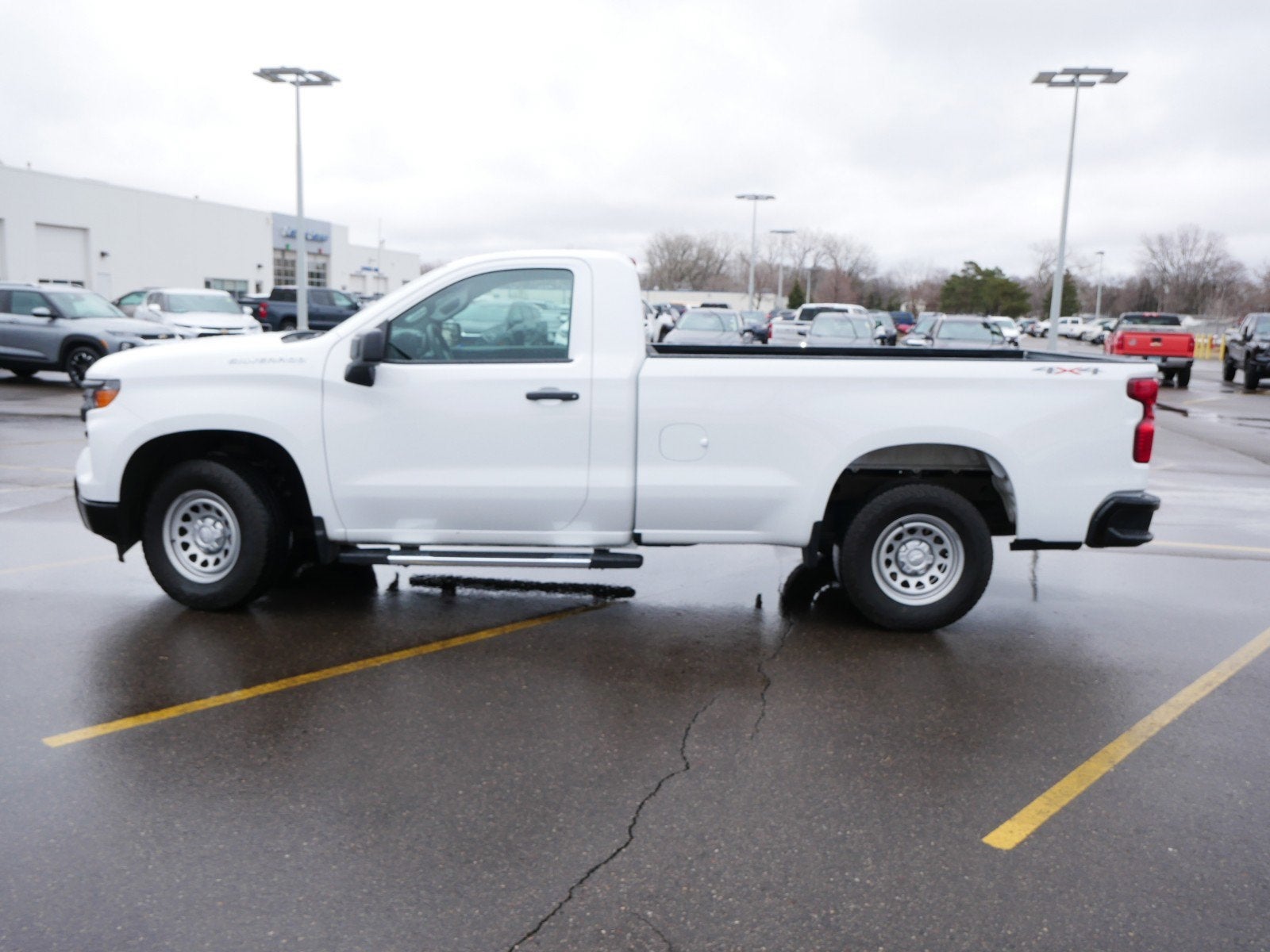 Used 2022 Chevrolet Silverado 1500 Work Truck with VIN 3GCNDAED7NG512790 for sale in Fridley, Minnesota