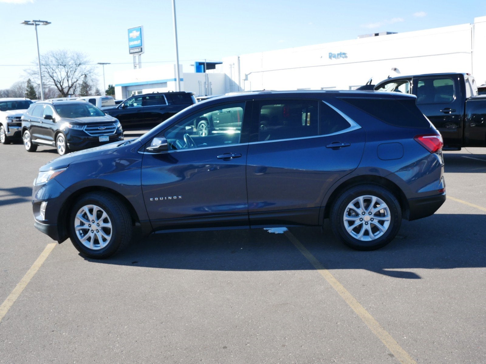 Used 2019 Chevrolet Equinox LT with VIN 3GNAXKEV6KL325331 for sale in Fridley, Minnesota