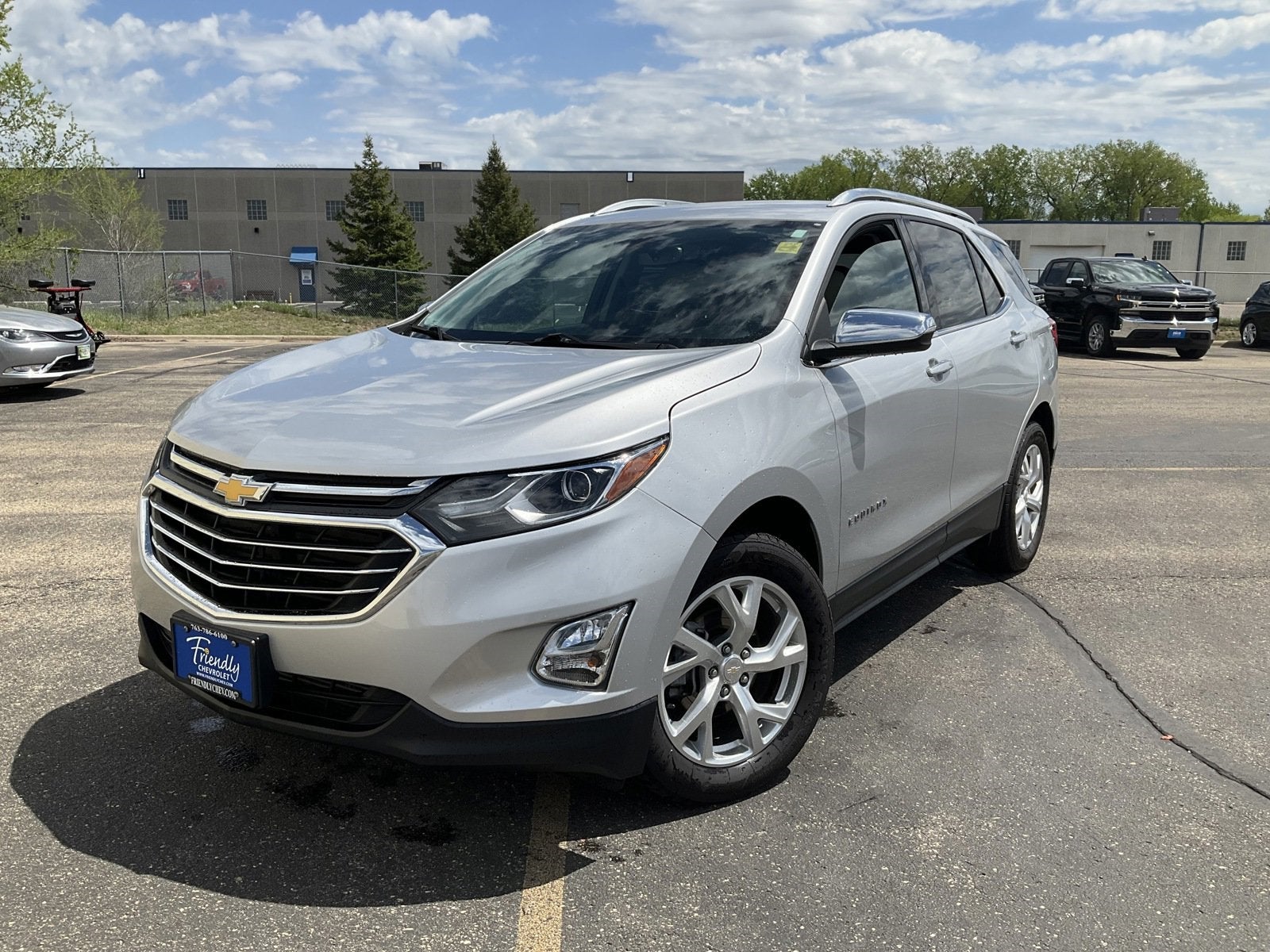 Used 2019 Chevrolet Equinox Premier with VIN 3GNAXXEV1KS500474 for sale in Fridley, Minnesota