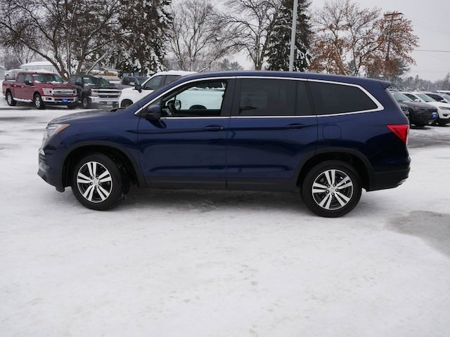 Used 2017 Honda Pilot EX-L with VIN 5FNYF6H52HB027539 for sale in Fridley, Minnesota