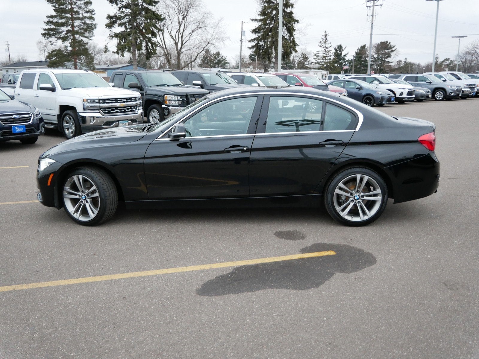 Used 2018 BMW 3 Series 330i with VIN WBA8D9G5XJNU72298 for sale in Fridley, Minnesota