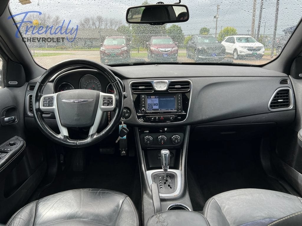 2011 Chrysler 200 S