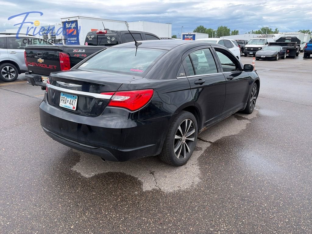 2011 Chrysler 200 S