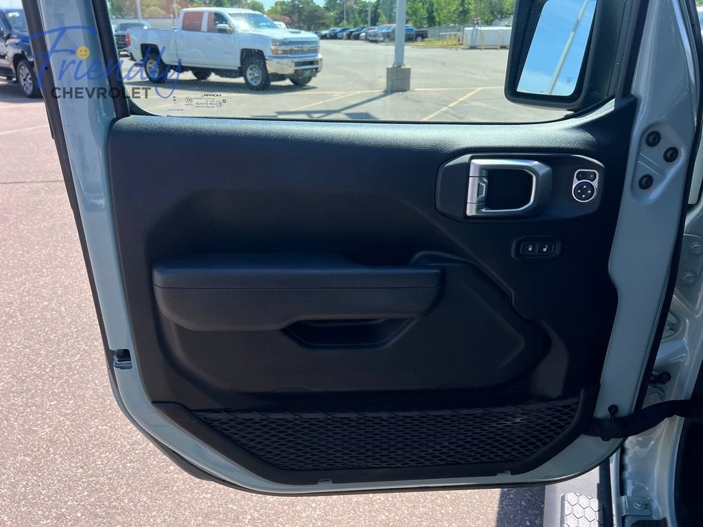 2024 Jeep Wrangler 4-Door Willys 4x4