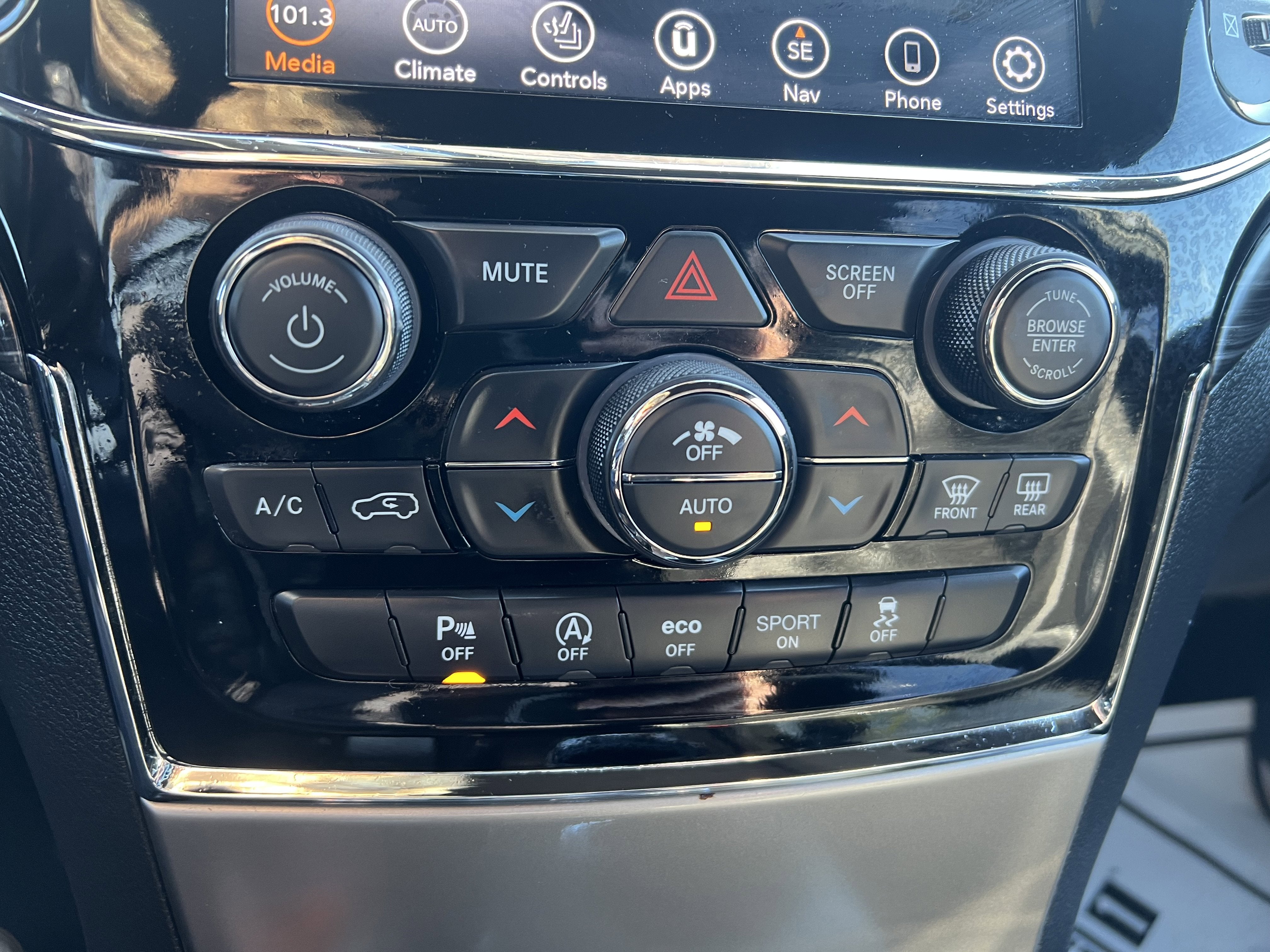 2020 Jeep Grand Cherokee Altitude 4X4