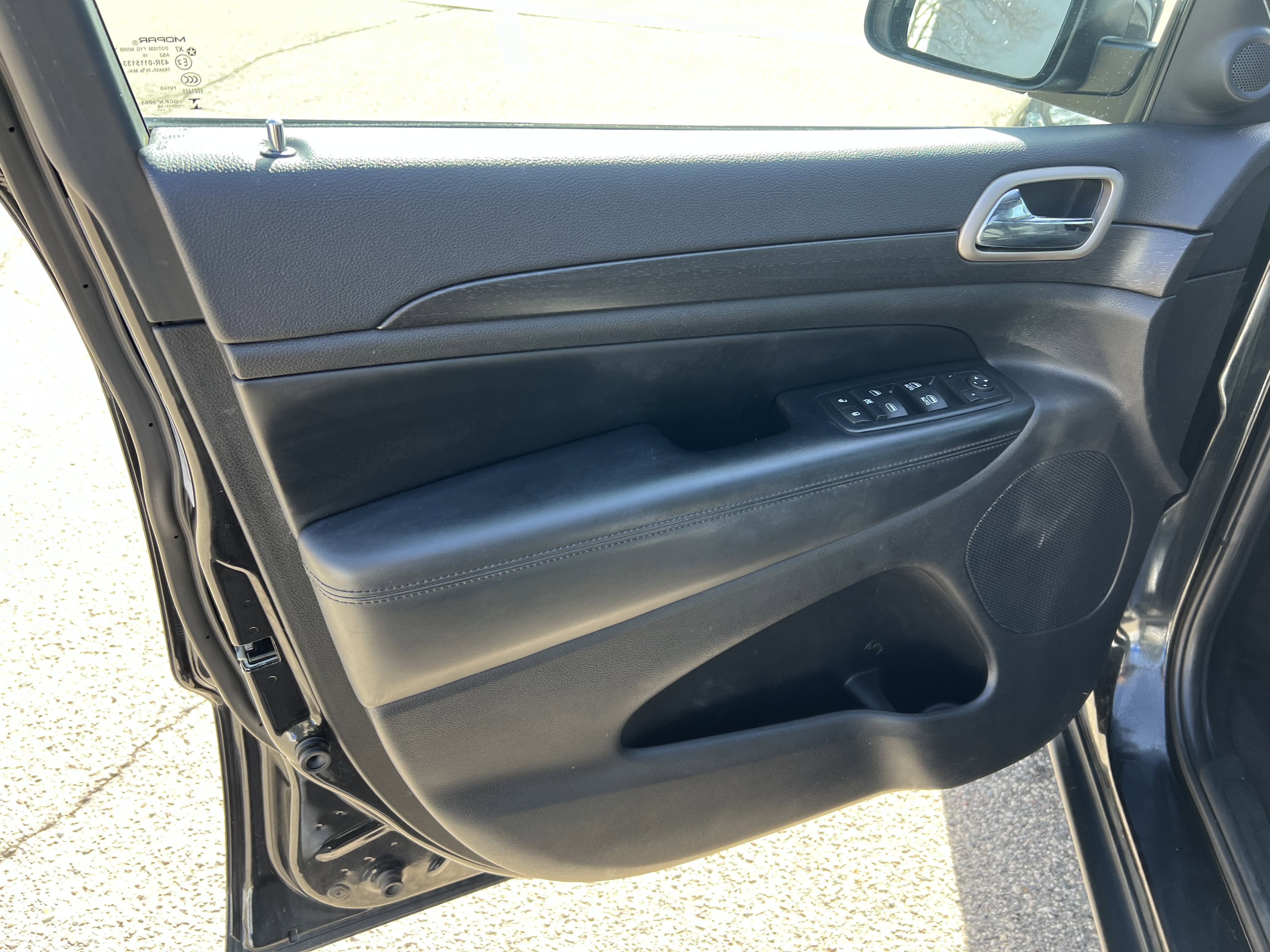 2016 Jeep Grand Cherokee Laredo