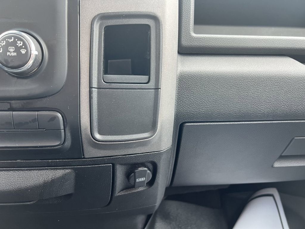 2019 RAM 1500 Classic Express Quad Cab 4x4 6'4" Box