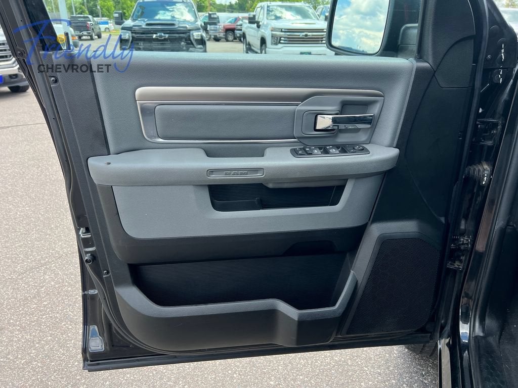 2020 RAM 1500 Classic Warlock Quad Cab 4x4 6'4" Box