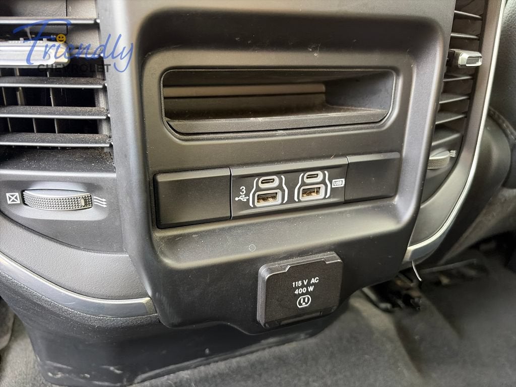 2020 RAM 1500 Laramie Quad Cab 4x4 6'4" Box