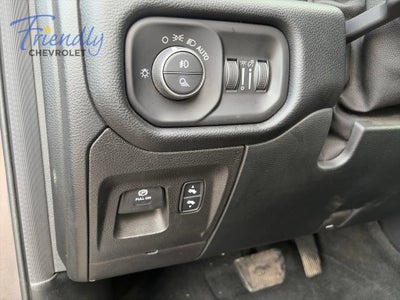 2020 RAM 1500 Laramie Quad Cab 4x4 6'4" Box