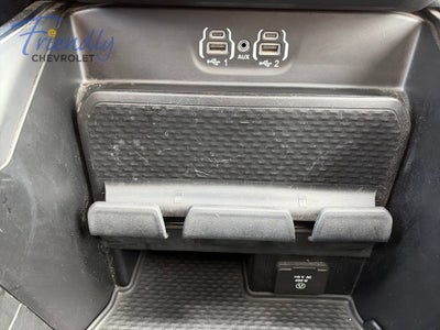 2020 RAM 1500 Laramie Quad Cab 4x4 6'4" Box