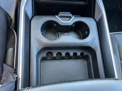 2020 RAM 1500 Laramie Crew Cab 4x4 5'7" Box