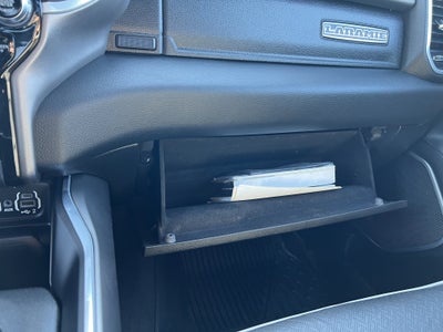 2020 RAM 1500 Laramie Crew Cab 4x4 5'7" Box