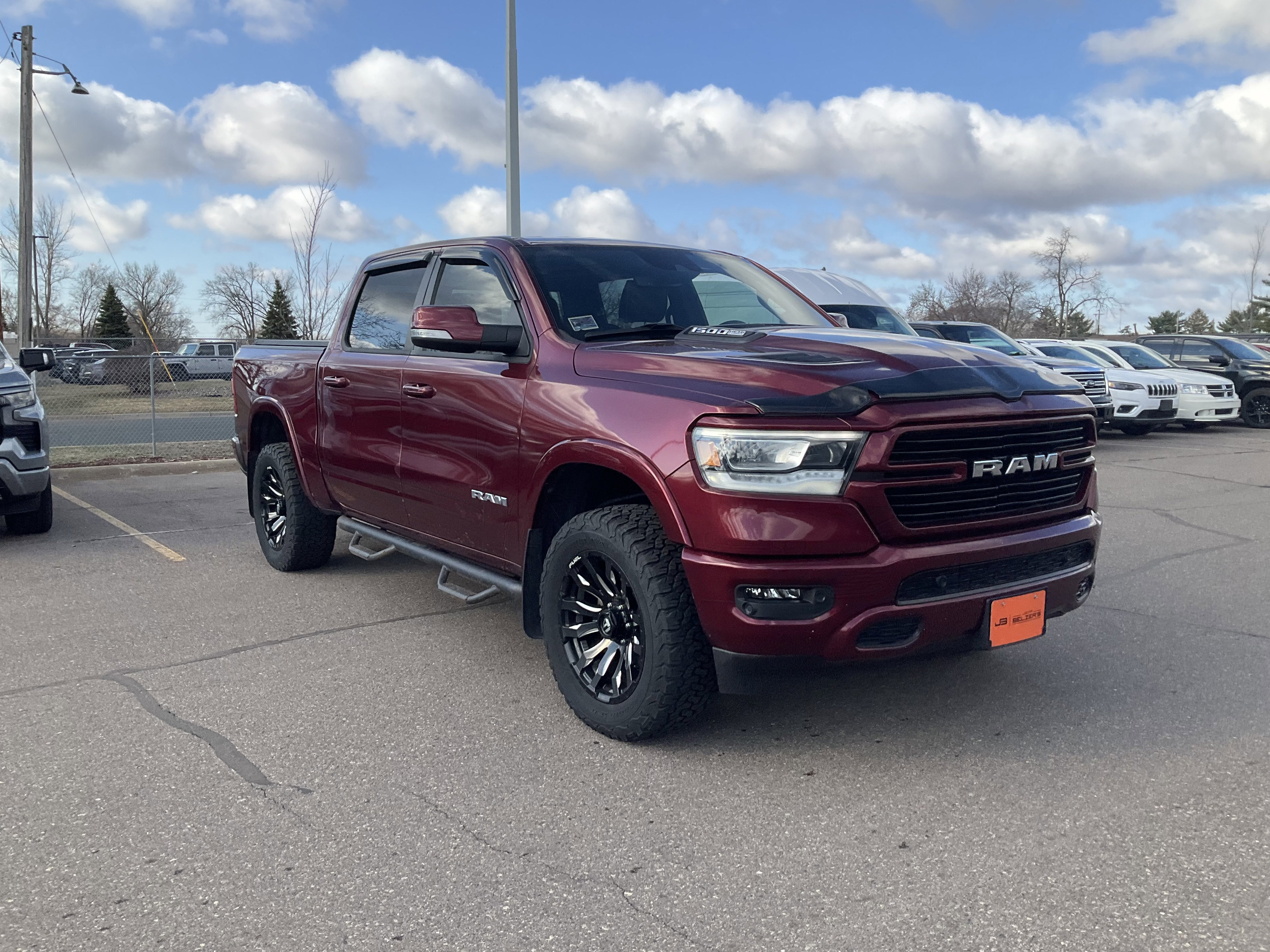 2021 RAM 1500 Laramie Crew Cab 4x4 5'7" Box