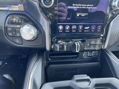 2021 RAM 1500 Limited Crew Cab 4x4 6'4" Box