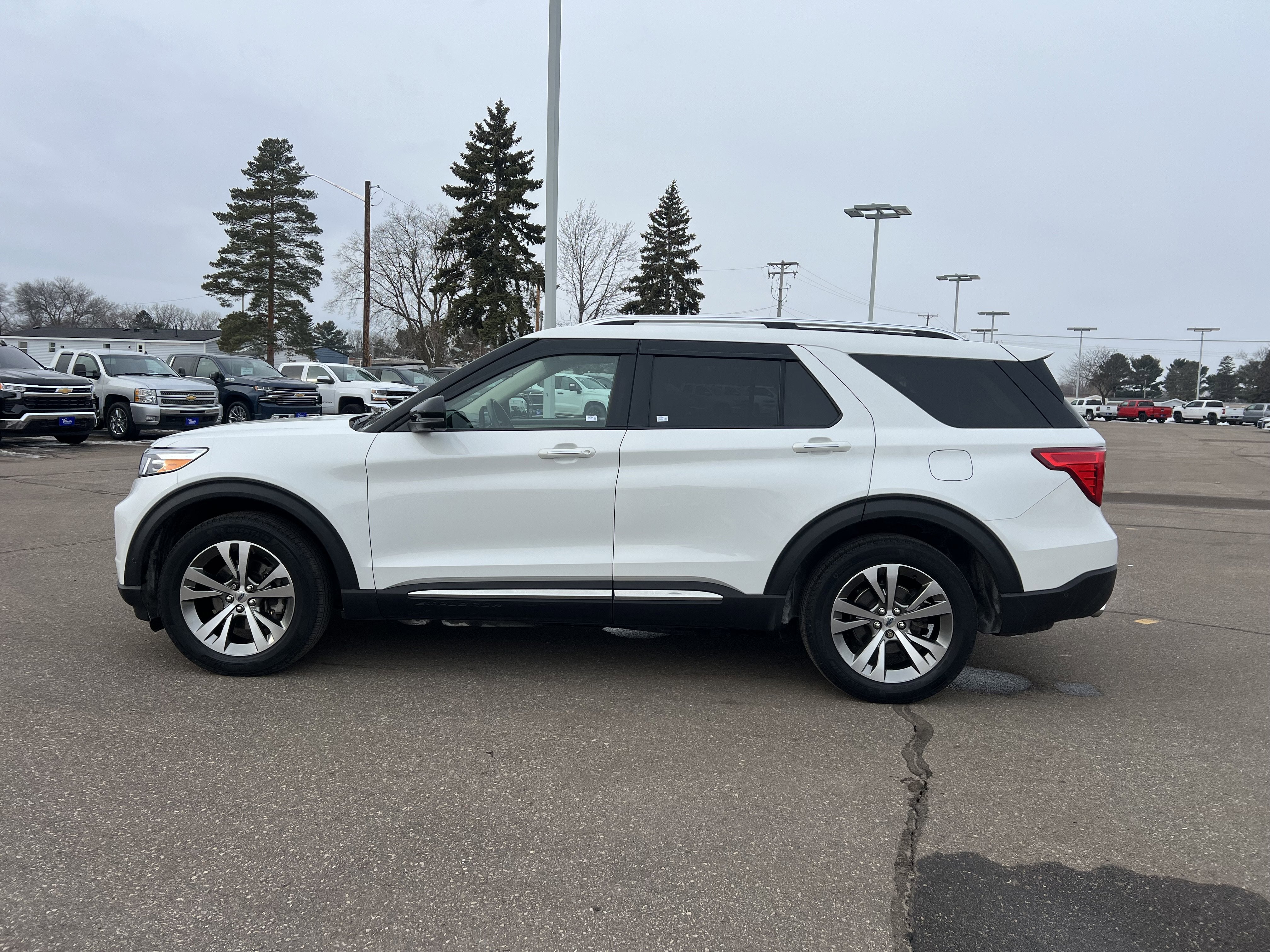2020 Ford Explorer Platinum