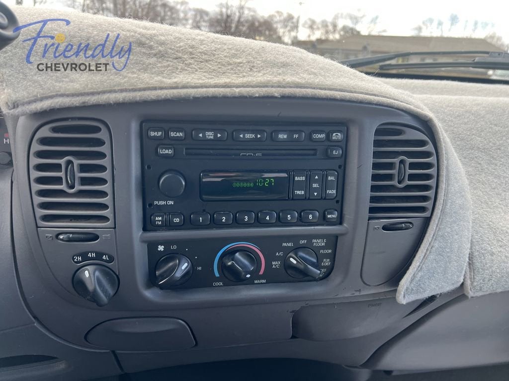 2003 Ford F-150 XLT