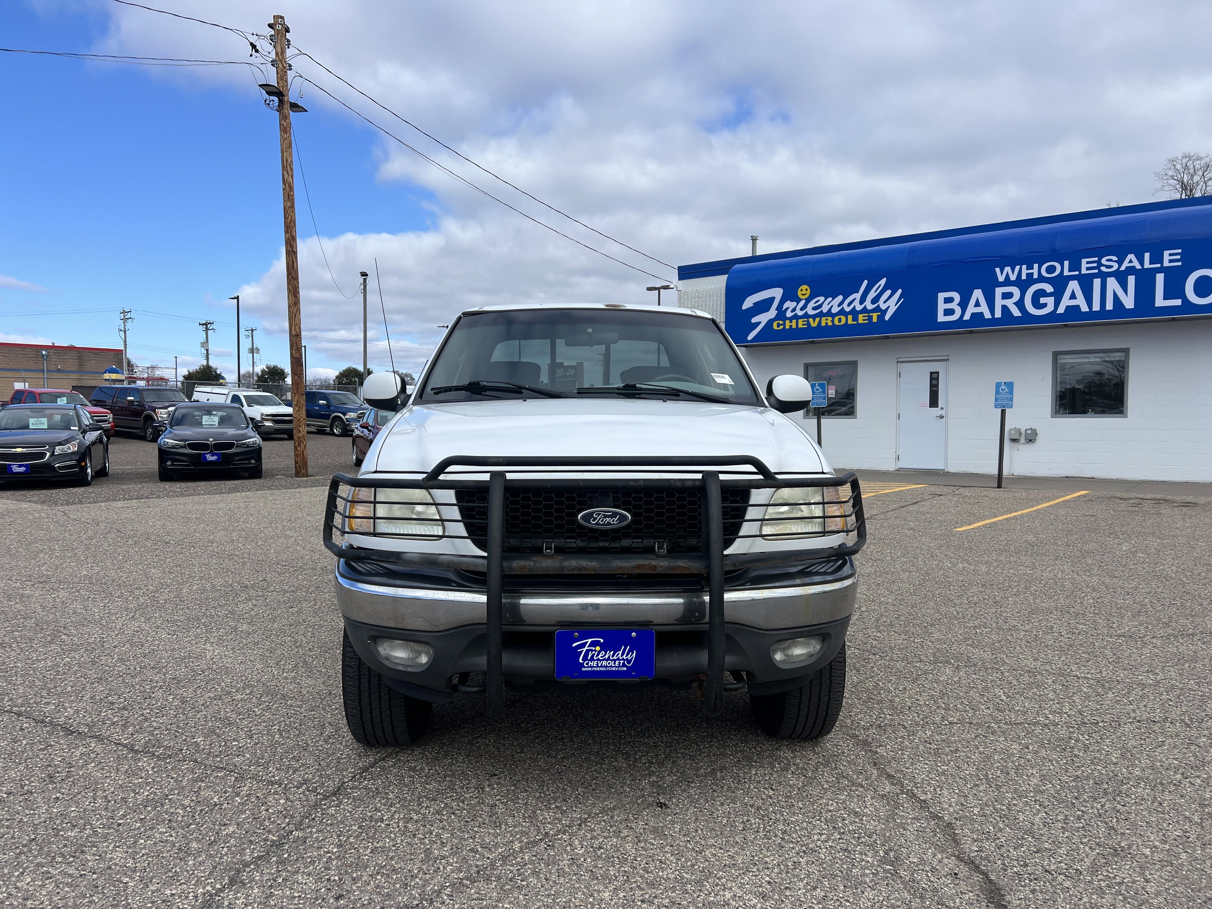 Used 2003 Ford F-150 XLT with VIN 1FTRW08L73KB98590 for sale in Fridley, Minnesota