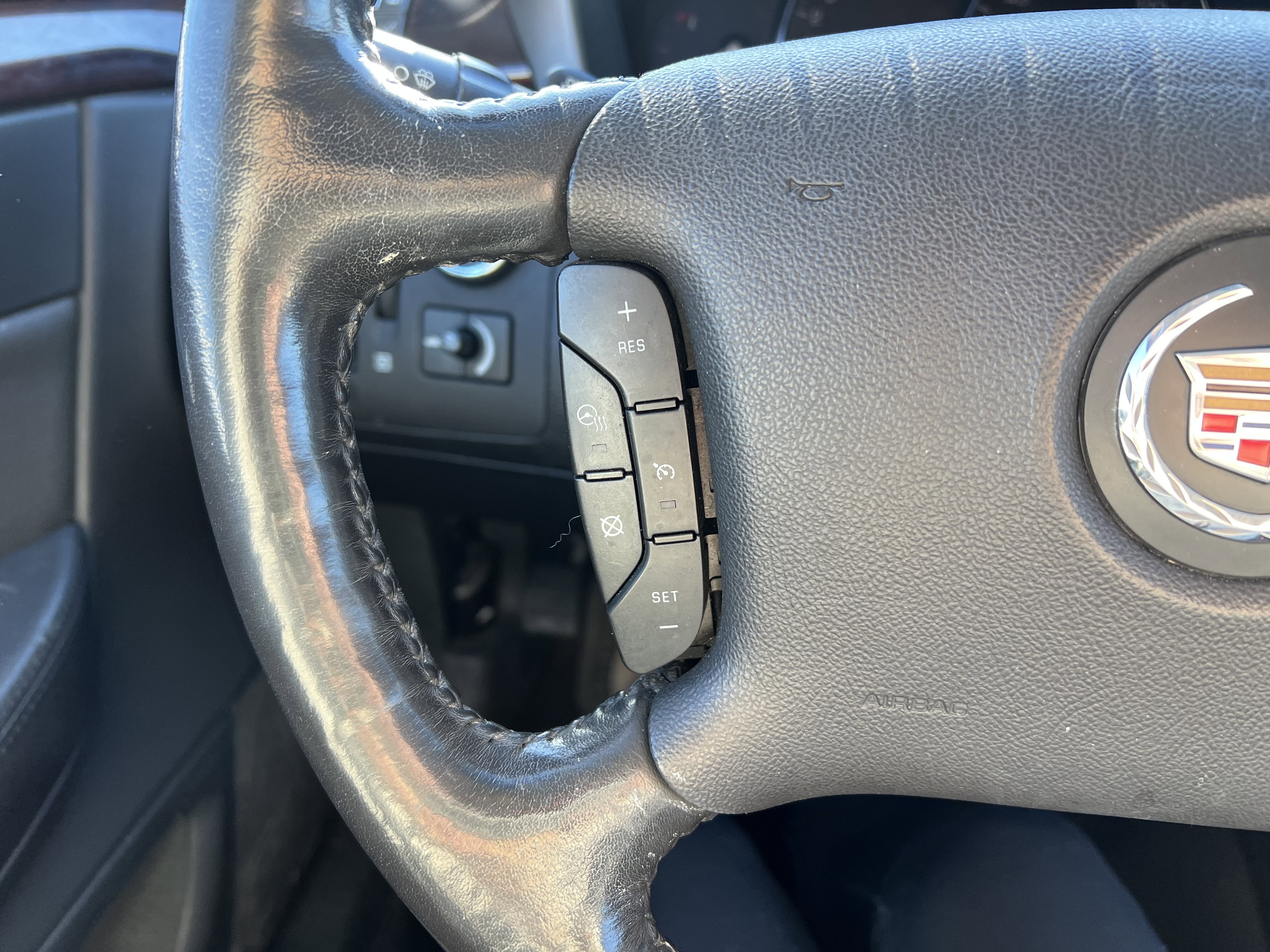 2008 Cadillac DTS w/1SD