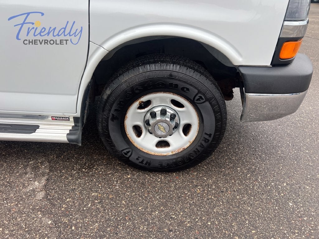 2011 Chevrolet Express Passenger 3500 1LT