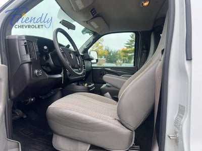 2011 Chevrolet Express Passenger 3500 1LT