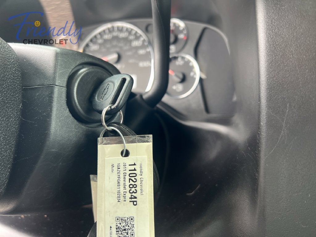 2011 Chevrolet Express Passenger 3500 1LT