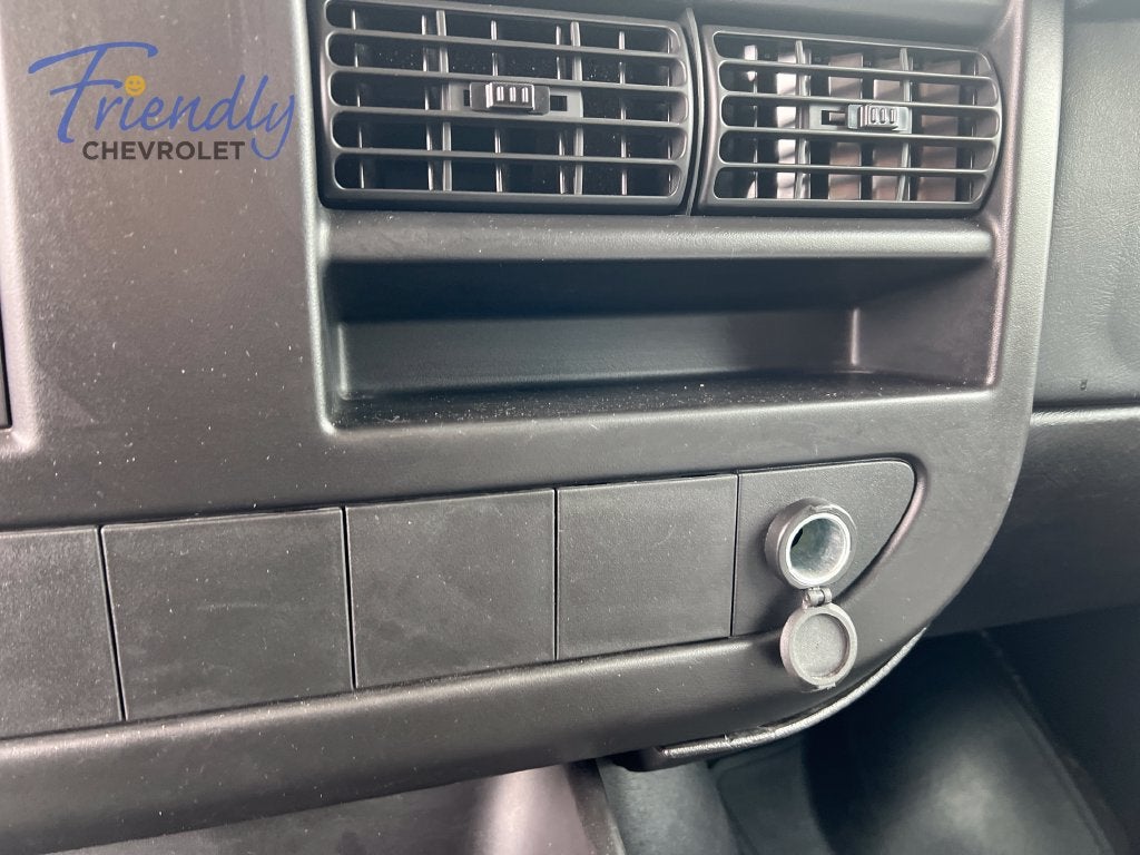 2011 Chevrolet Express Passenger 3500 1LT