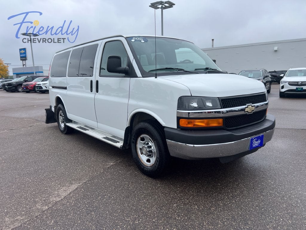 2011 Chevrolet Express Passenger 3500 1LT
