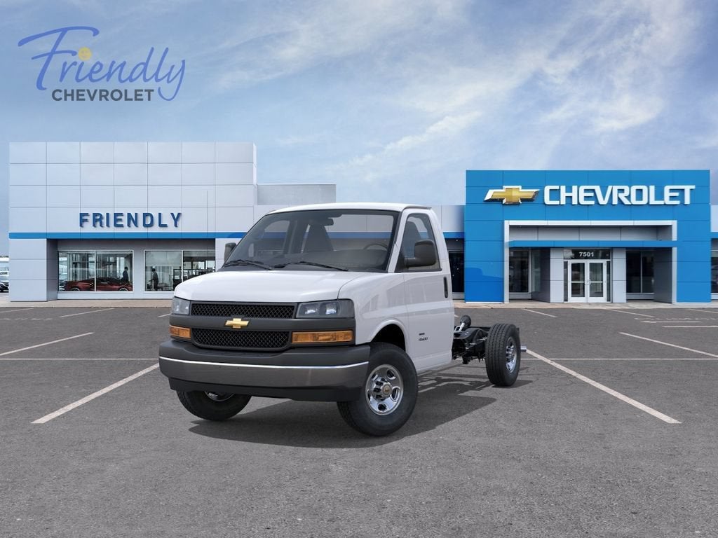 2026 Chevrolet Express Cutaway 3500 1WT