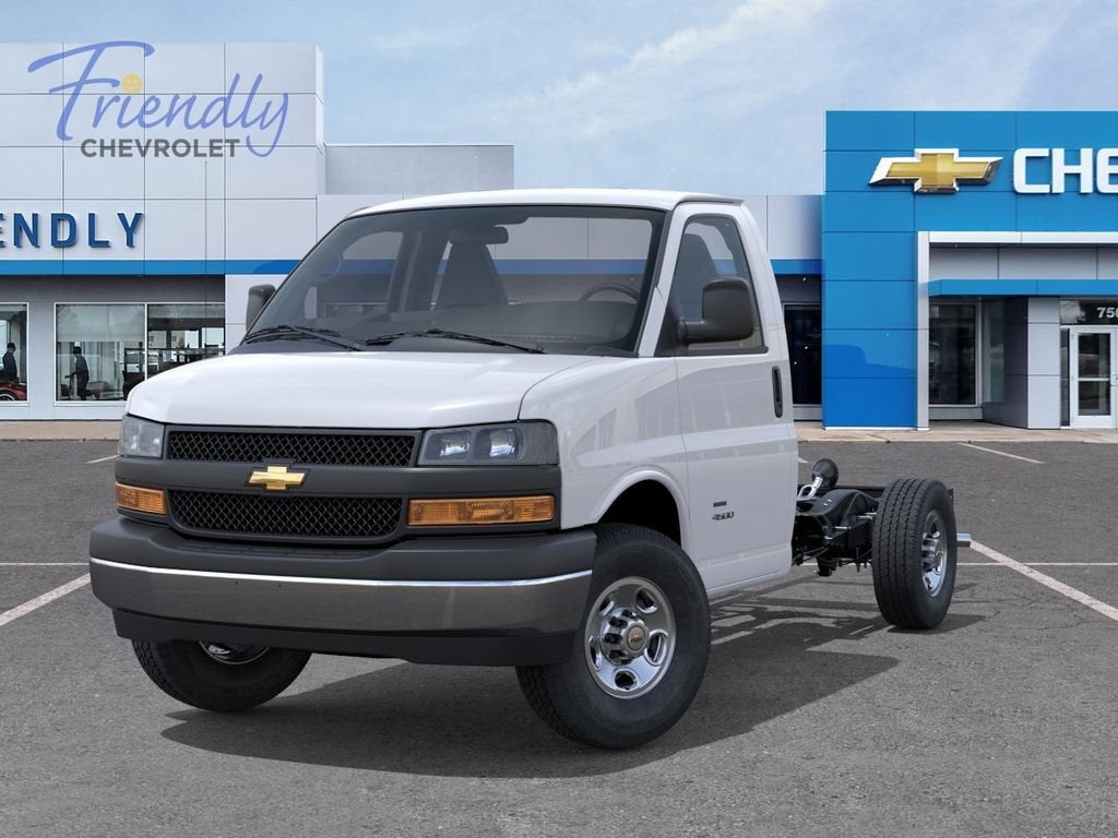 2026 Chevrolet Express Cutaway 3500 1WT