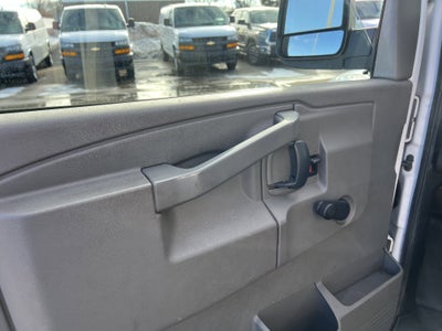 2017 Chevrolet Express Cutaway 3500 3500 Van 139"