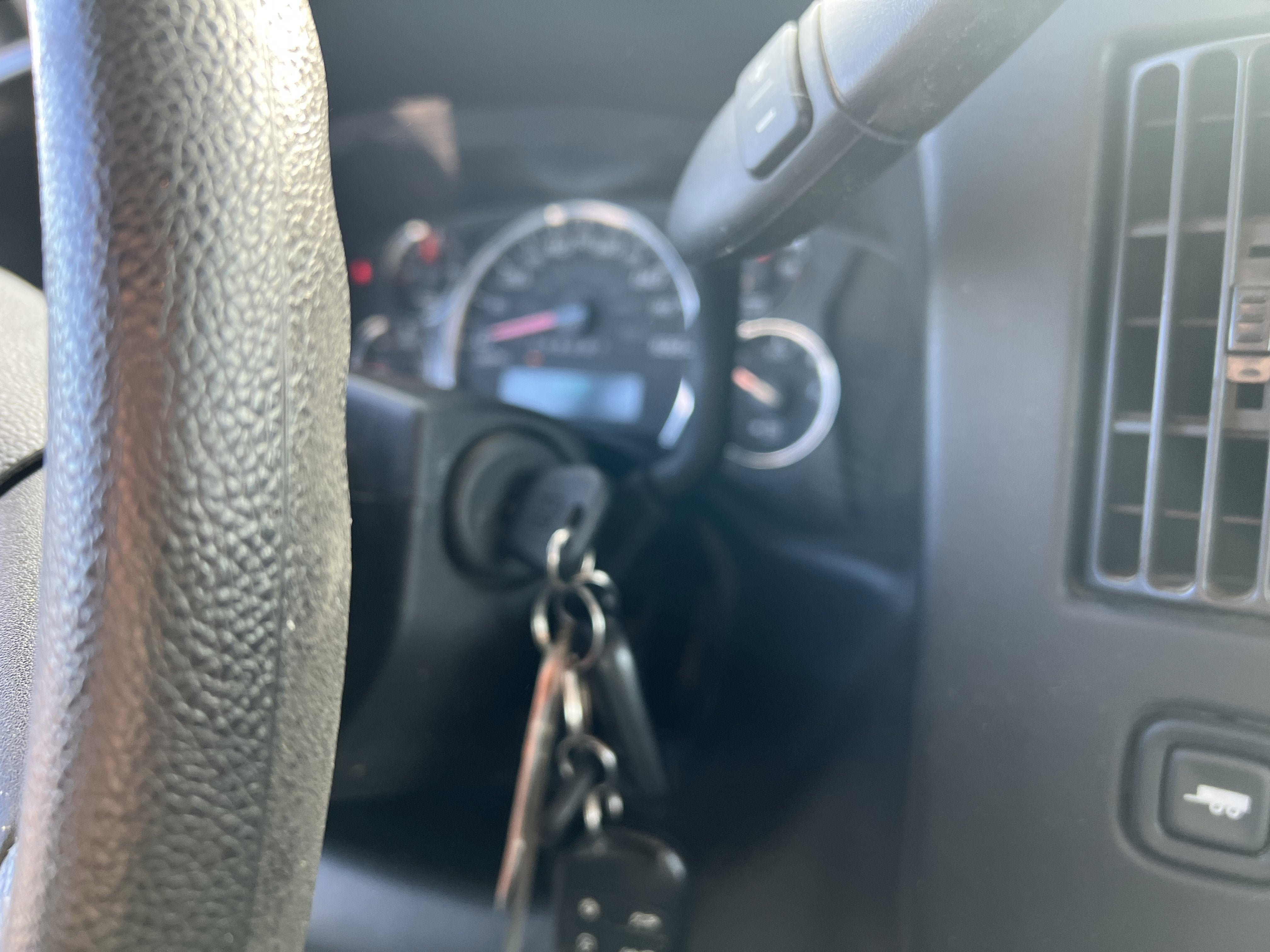 2017 Chevrolet Express Cutaway 3500 3500 Van 139"