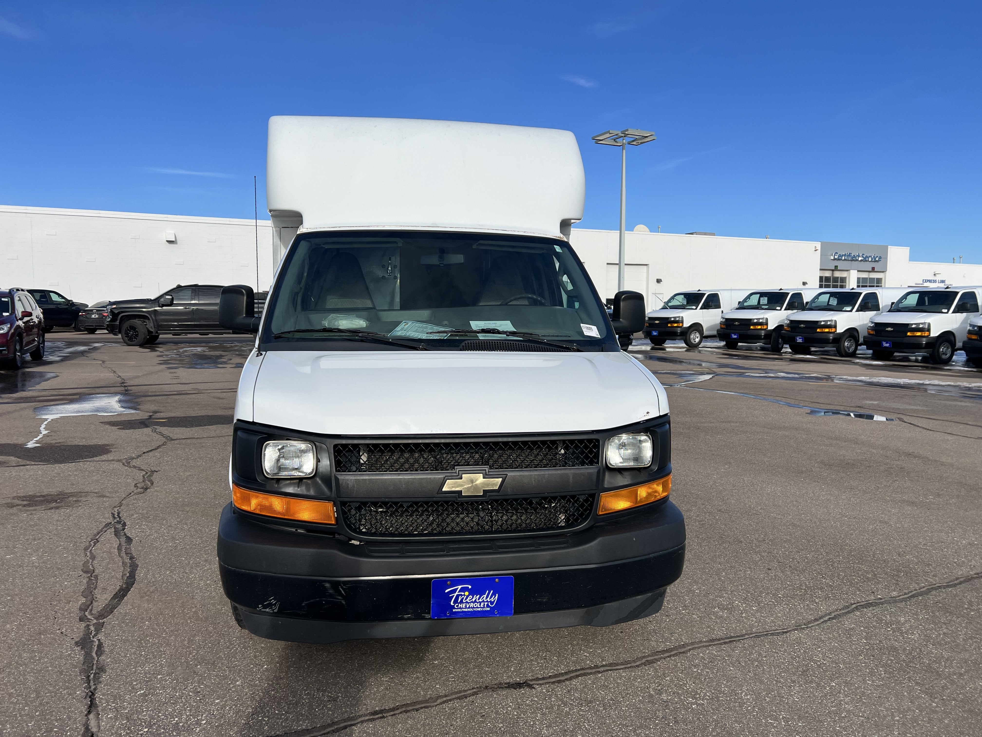 2017 Chevrolet Express Cutaway 3500 3500 Van 139"