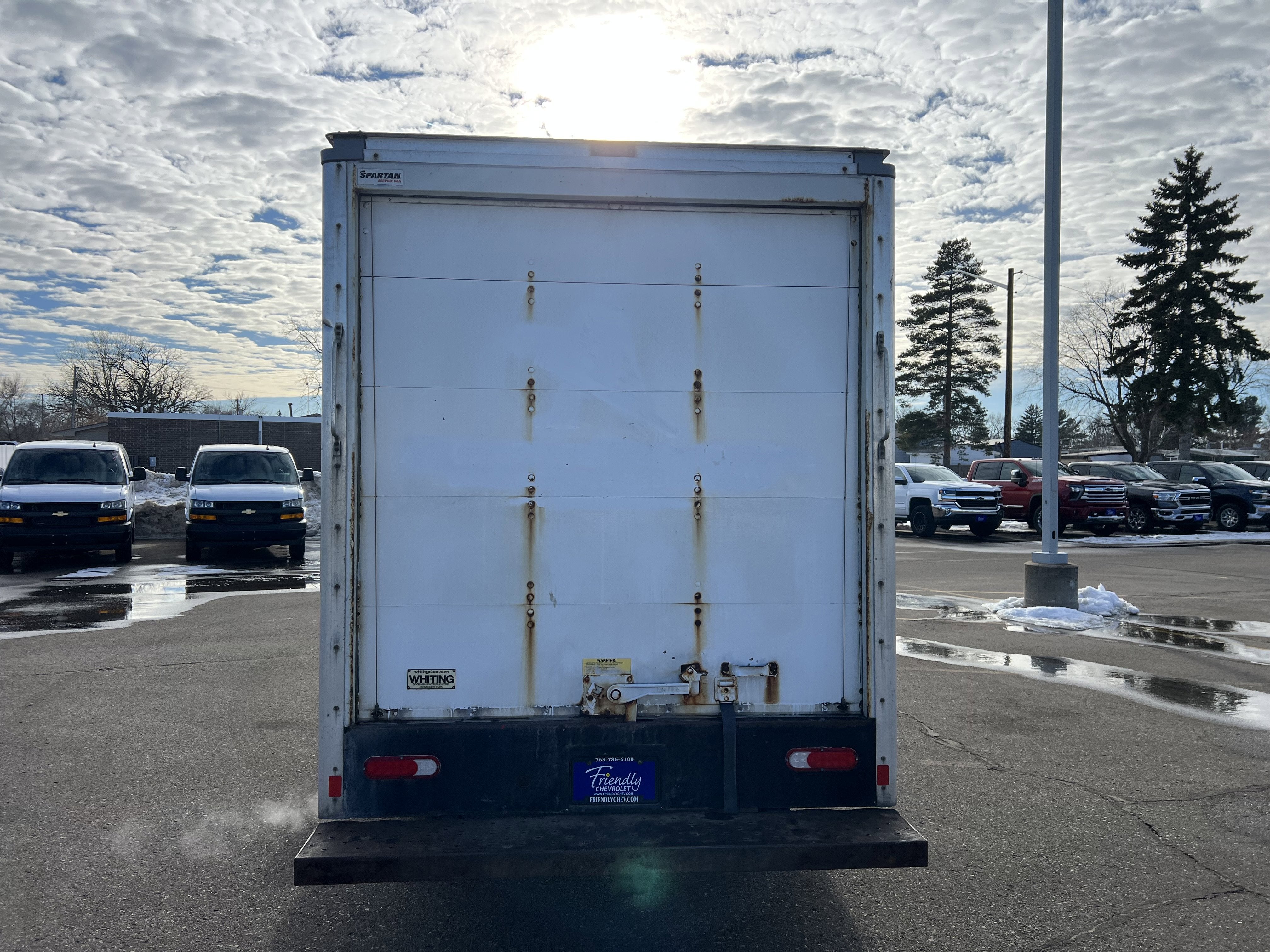 2017 Chevrolet Express Cutaway 3500 3500 Van 139"