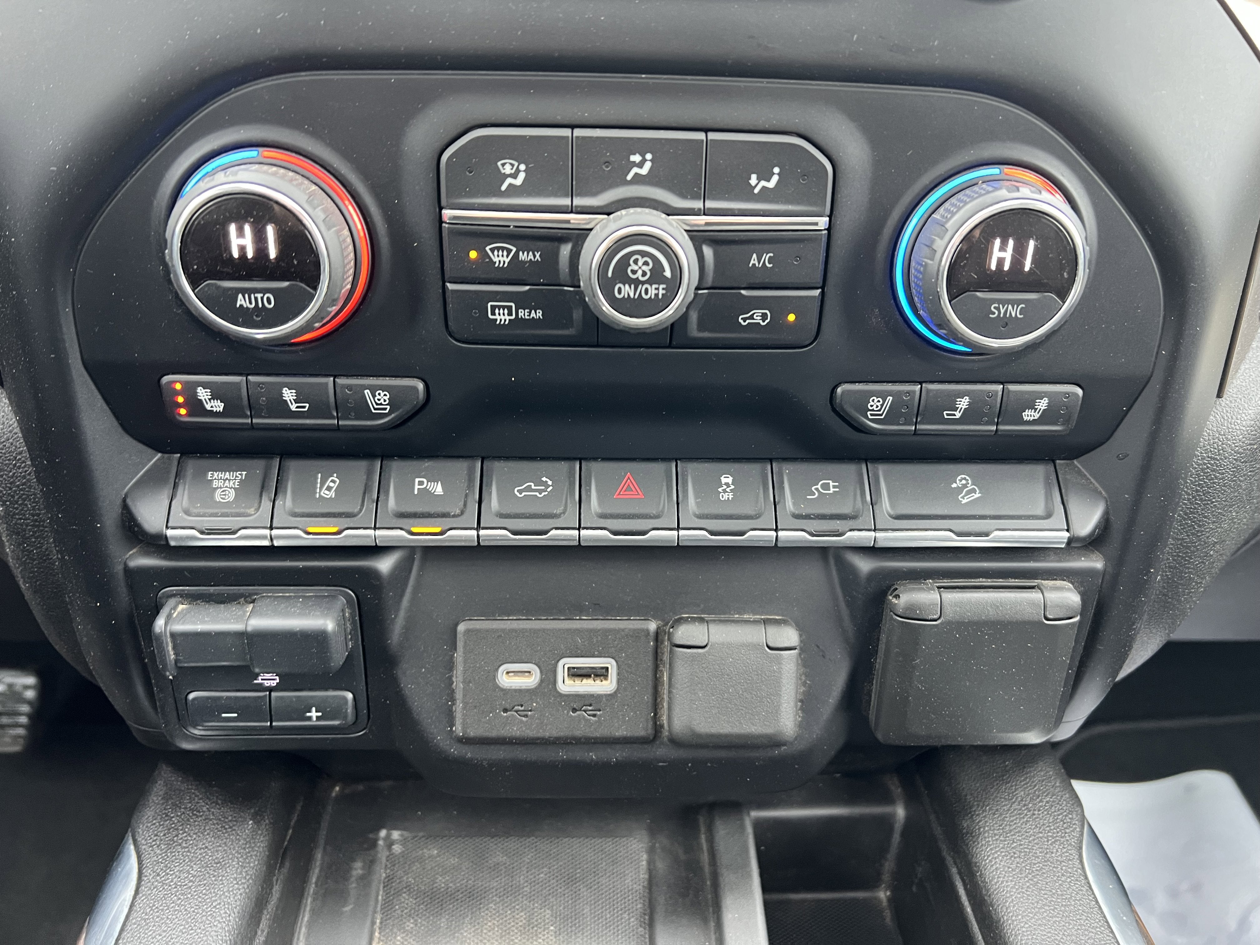 2021 Chevrolet Silverado 3500 HD High Country