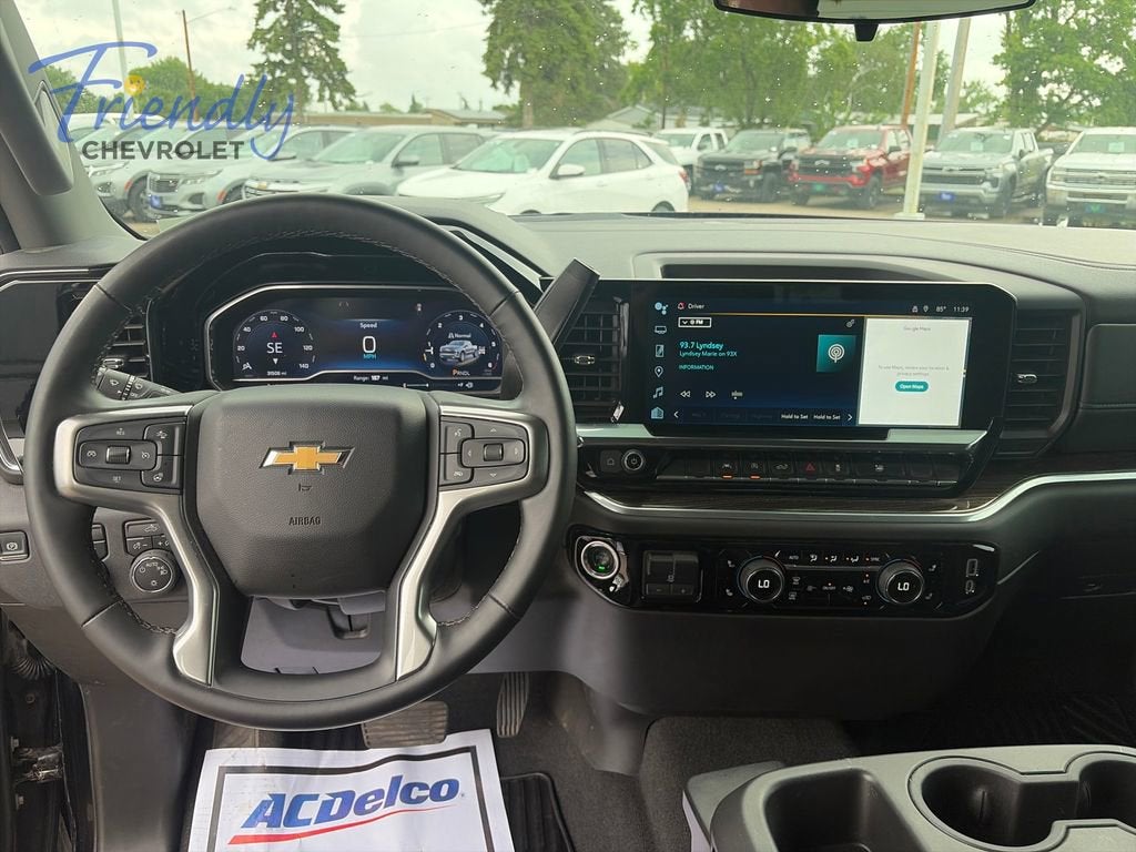 2025 Chevrolet Silverado 1500 LT (2FL)