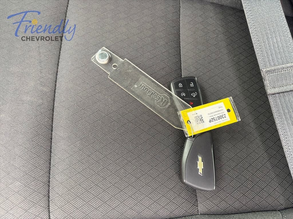 2025 Chevrolet Silverado 1500 LT (2FL)