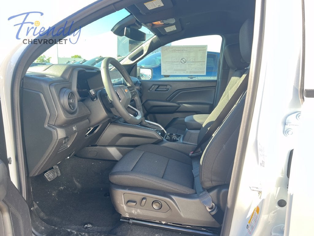 2026 Chevrolet Colorado Work Truck - Photo 13