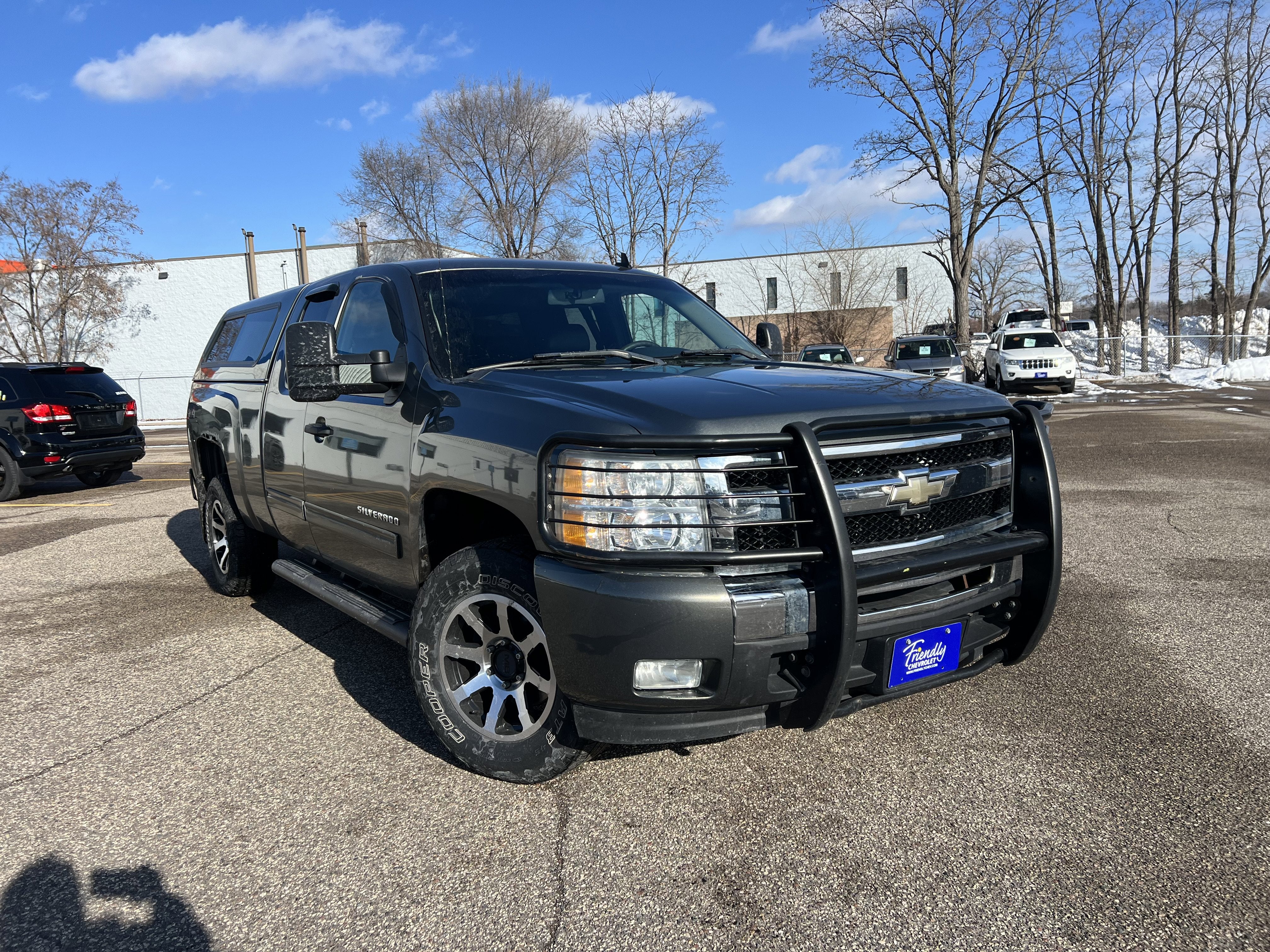 Used 2011 Chevrolet Silverado 1500 LT with VIN 1GCRKSE31BZ294491 for sale in Fridley, Minnesota
