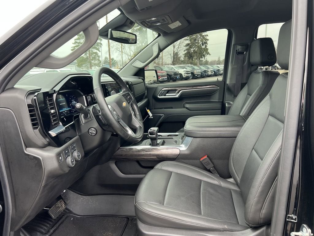 2024 Chevrolet Silverado 1500 LTZ