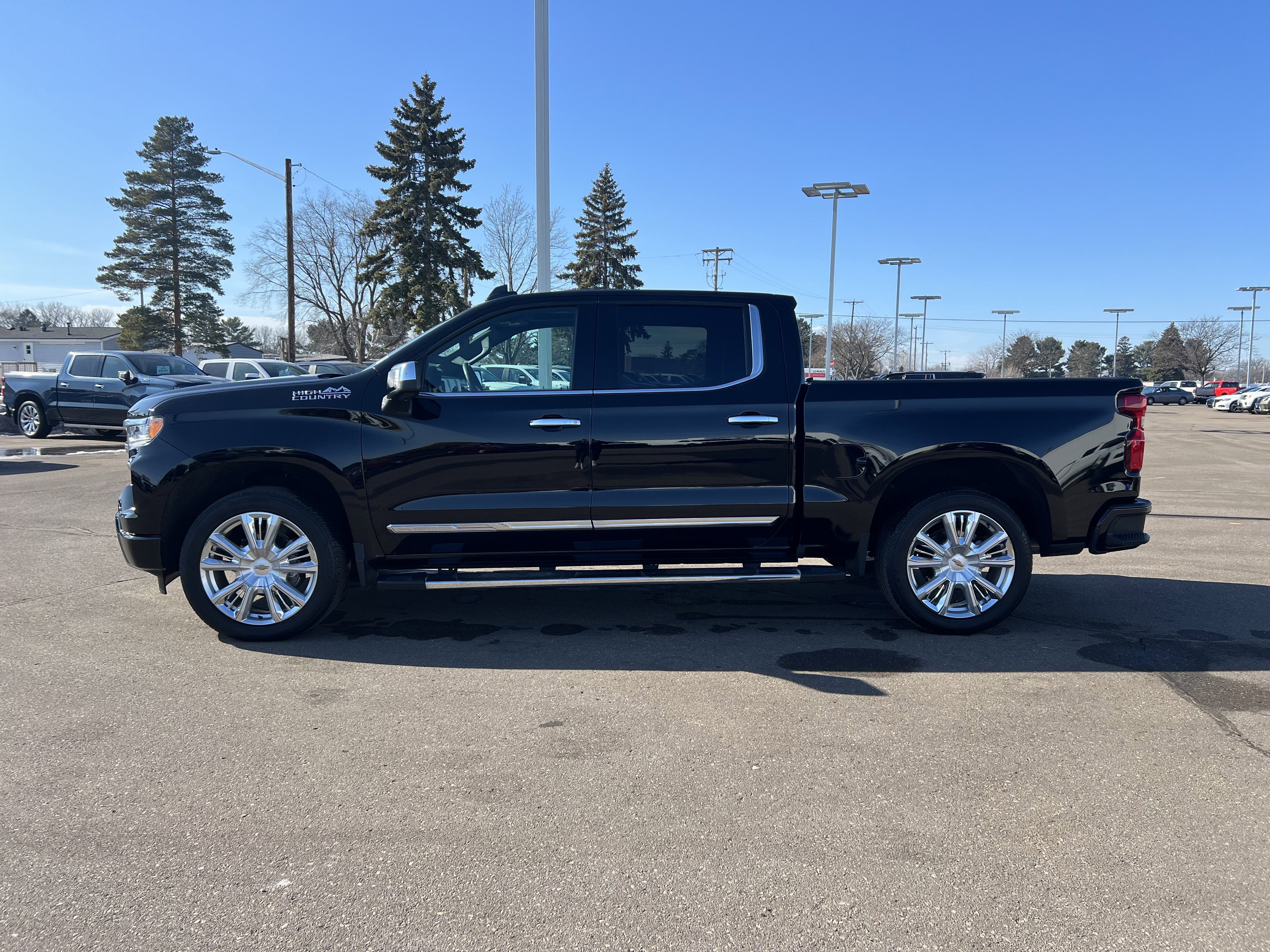 2023 Chevrolet Silverado 1500 High Country