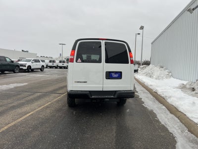 2025 Chevrolet Express Cargo 3500 WT