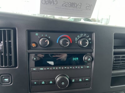 2025 Chevrolet Express Cargo 3500 WT